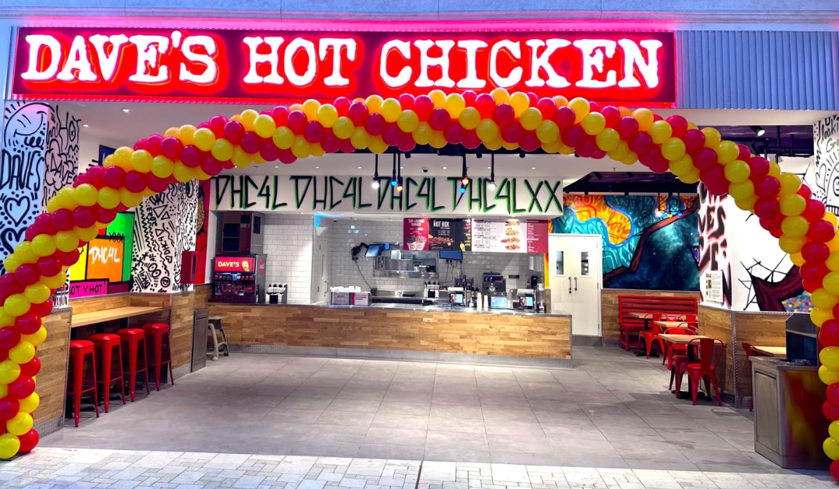 Cult LA Street Food Favourite Daves Hot Chicken Opens Second Doha Outlet
